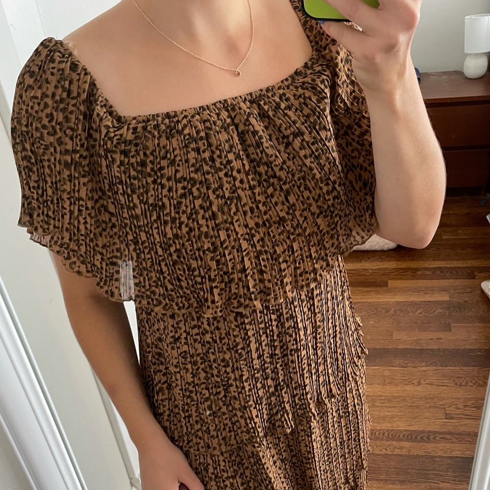 EUC size M dress